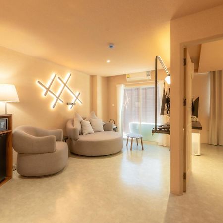 Mai Hotel Csiangmaj Kültér fotó