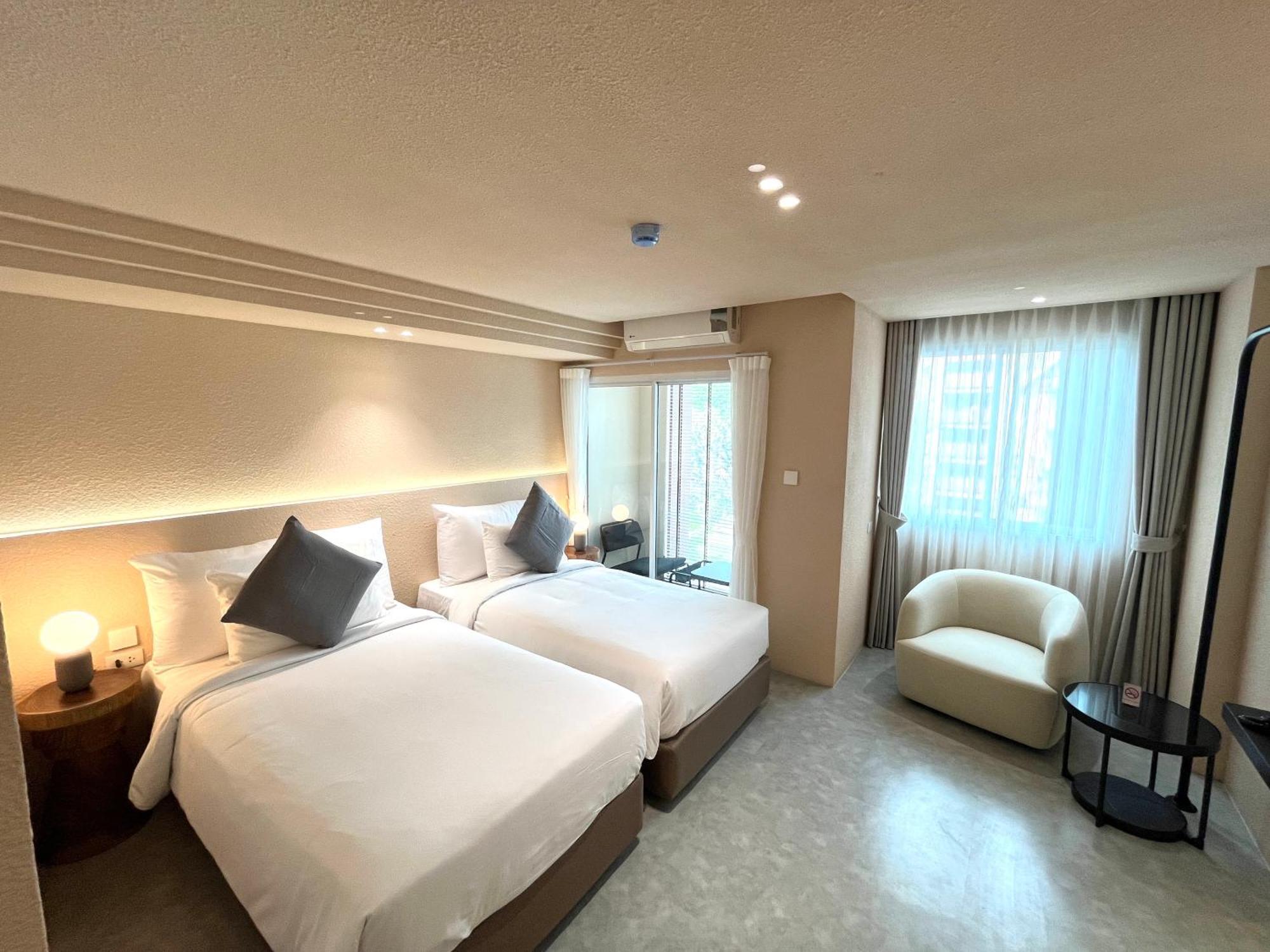 Mai Hotel Csiangmaj Kültér fotó